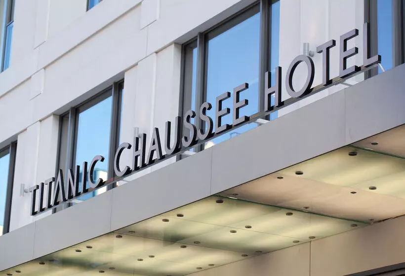 Fotos del hotel Titanic Chaussee Berlin:  2