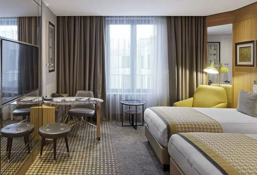 Fotos del hotel Titanic Chaussee Berlin:  9