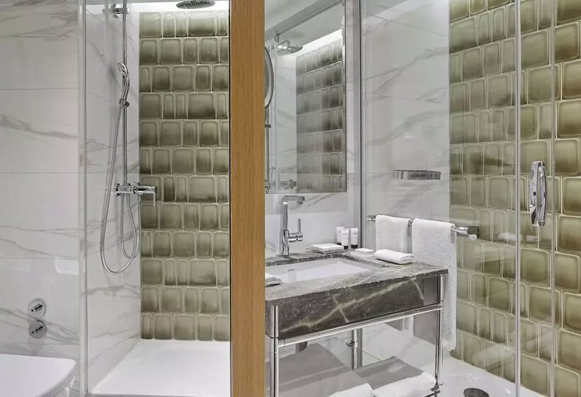 Fotos del hotel Titanic Chaussee Berlin:  34