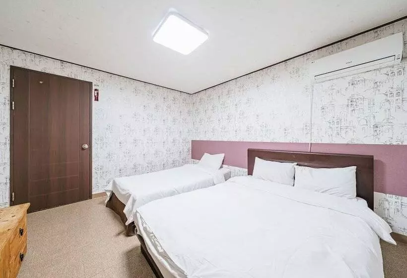 Fotos del hotel New Manhattan:  2