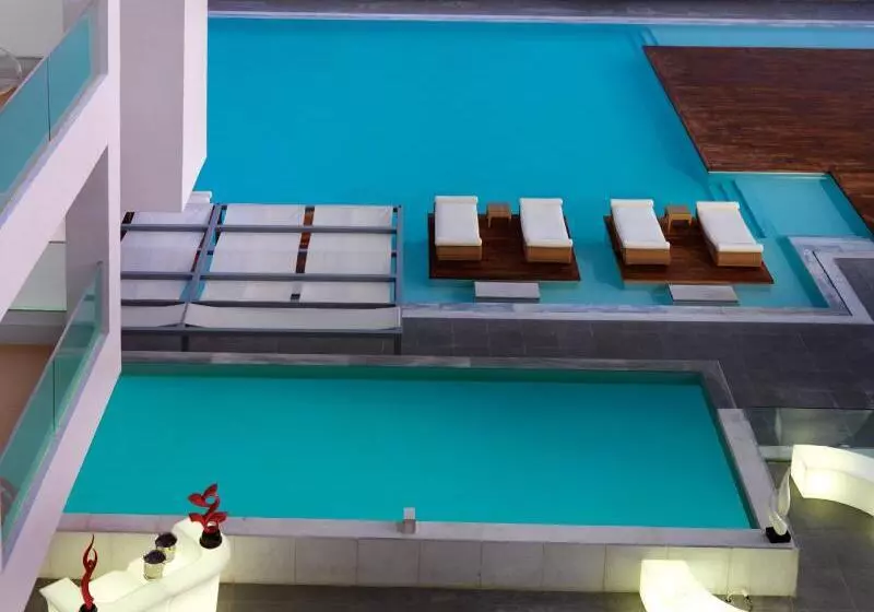 Fotos del hotel Out Of The Blue Capsis Elite Resort:  7