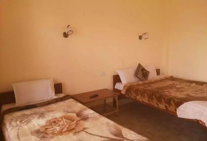 Fotos del hotel Park Inn Chitwan:  17