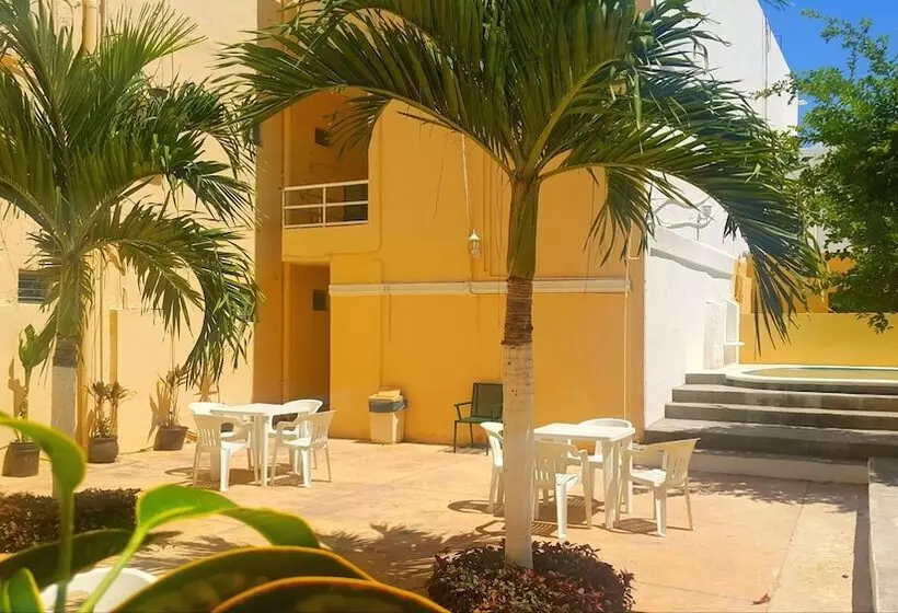 Fotos del hotel El Marques:  5