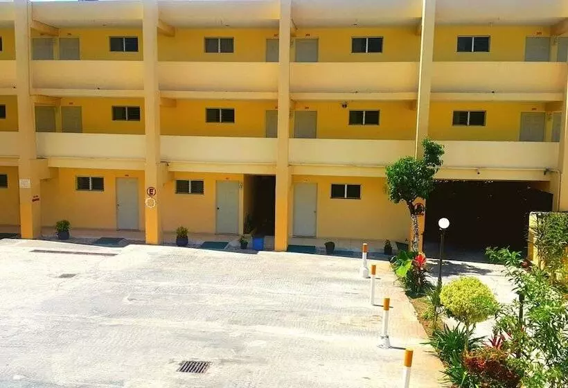 Fotos del hotel El Marques:  13