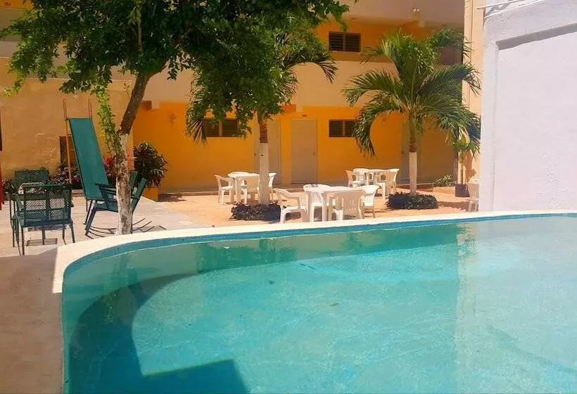 Fotos del hotel El Marques:  9