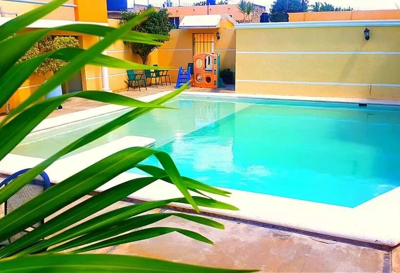 Fotos del hotel El Marques:  2