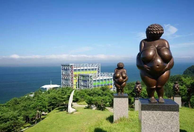 Fotos del hotel Haslla Art World Museum:  8