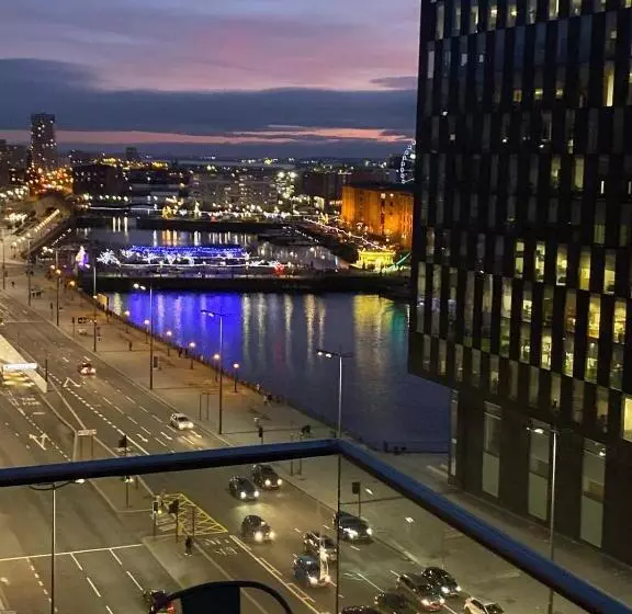 Fotos del hotel 30 James Street:  6