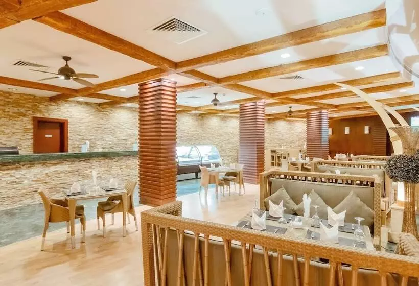 Fotos del hotel Coral Sea Beach And Aqua Park:  24