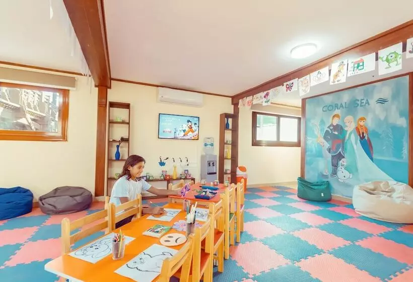 Fotos del hotel Coral Sea Beach And Aqua Park:  6