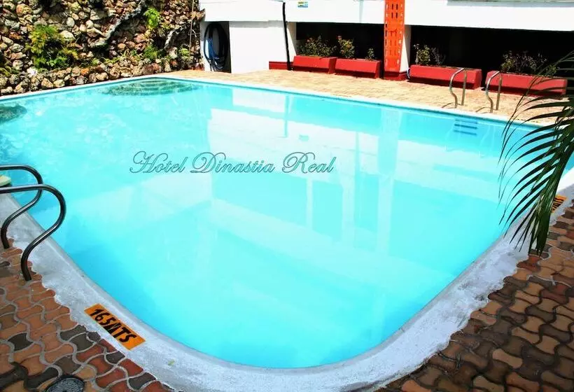 Fotos del hotel Ayenda Dinastia Real:  1