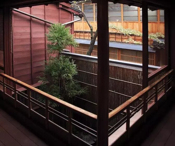 Fotos del hotel Machiya Kanazawa Kikunoya:  6