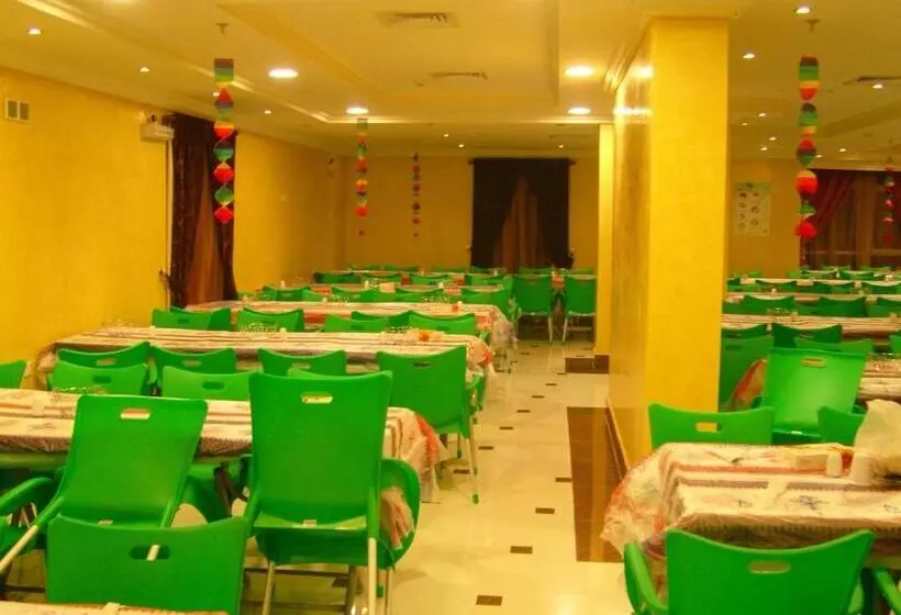 Fotos del hotel Qasr Alazzizia:  4