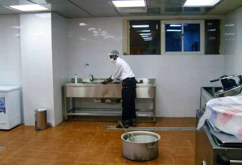 Fotos del hotel Qasr Alazzizia:  7