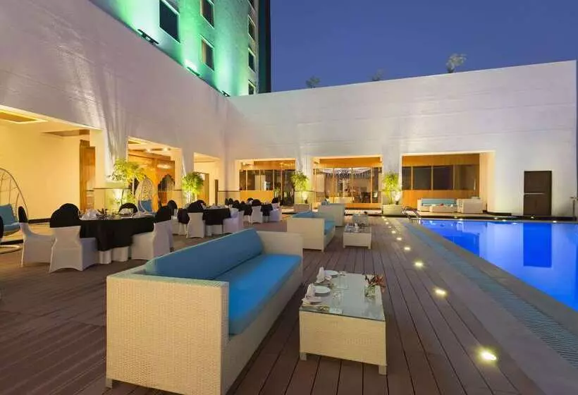 Fotos del hotel Ramada Plaza By Wyndham Agra:  6