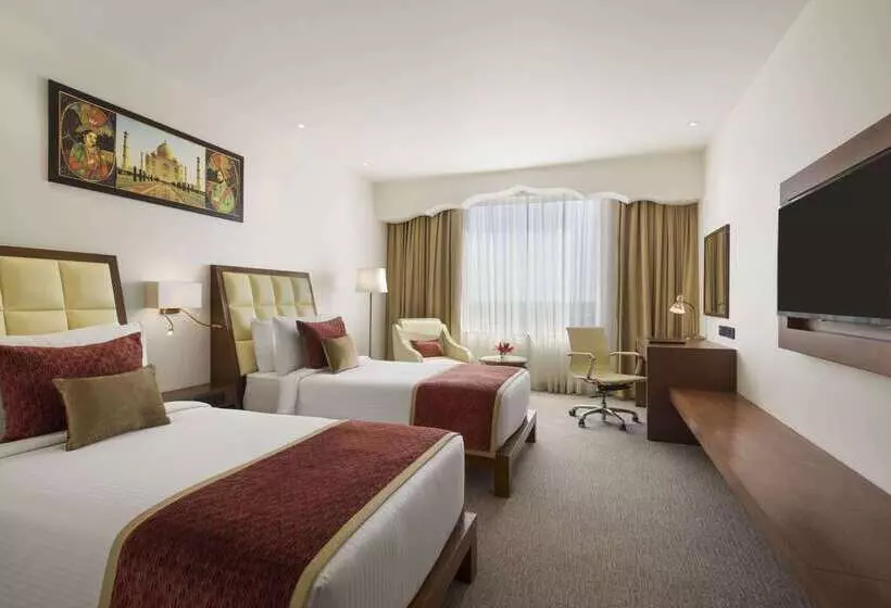Fotos del hotel Ramada Plaza By Wyndham Agra:  2