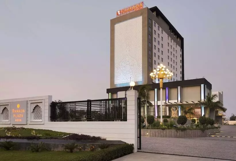 Fotos del hotel Ramada Plaza By Wyndham Agra:  19