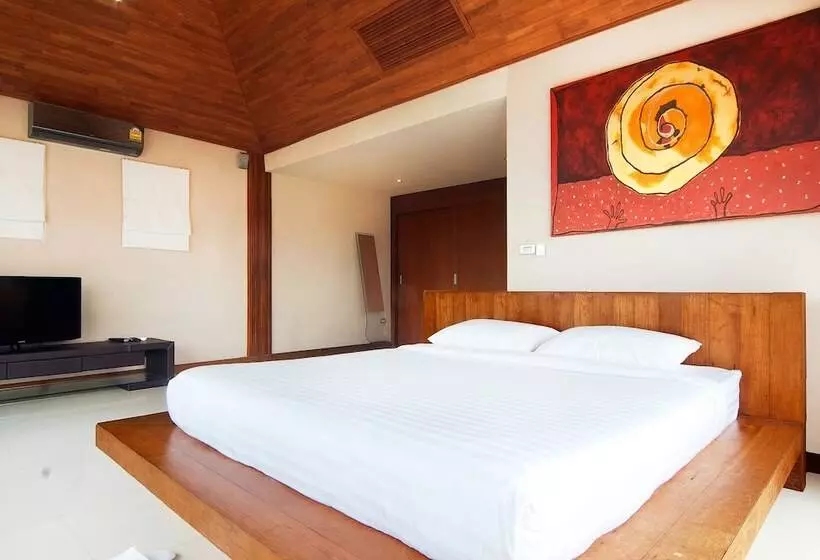 Baan Napoli Luxury Villa