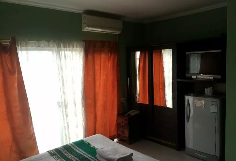 Fotos del hotel Bupatara:  5