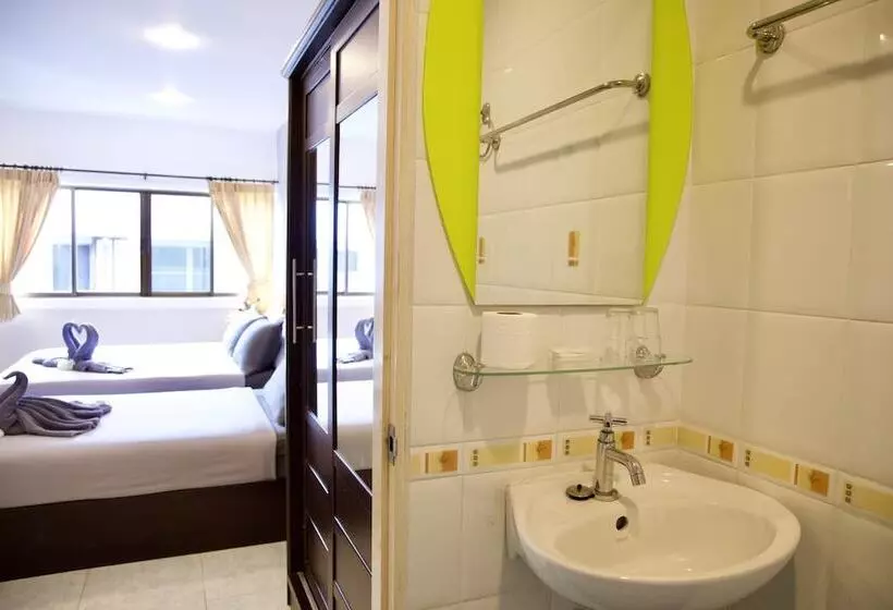 Fotos del hotel Golden Guesthouse:  11