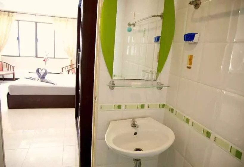 Fotos del hotel Golden Guesthouse:  7