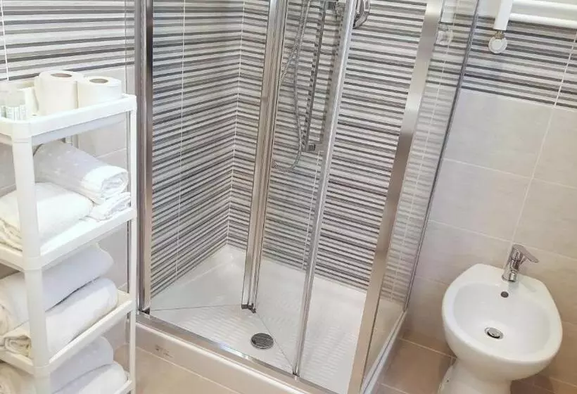 Fotos del hotel Luxor Florence:  10