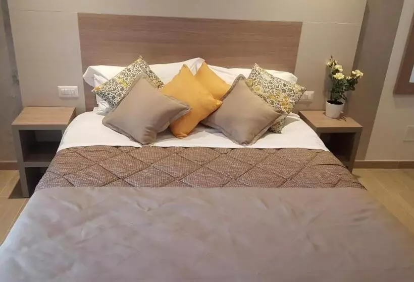 Fotos del hotel Luxor Florence:  21