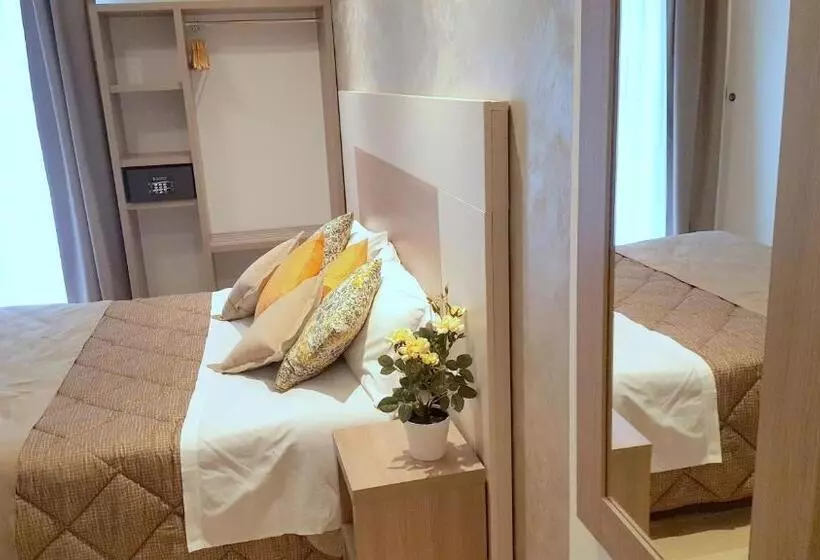 Fotos del hotel Luxor Florence:  17