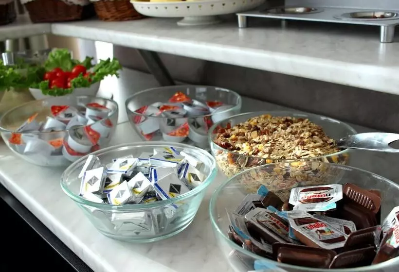 Fotos del hotel Luxor Florence:  22