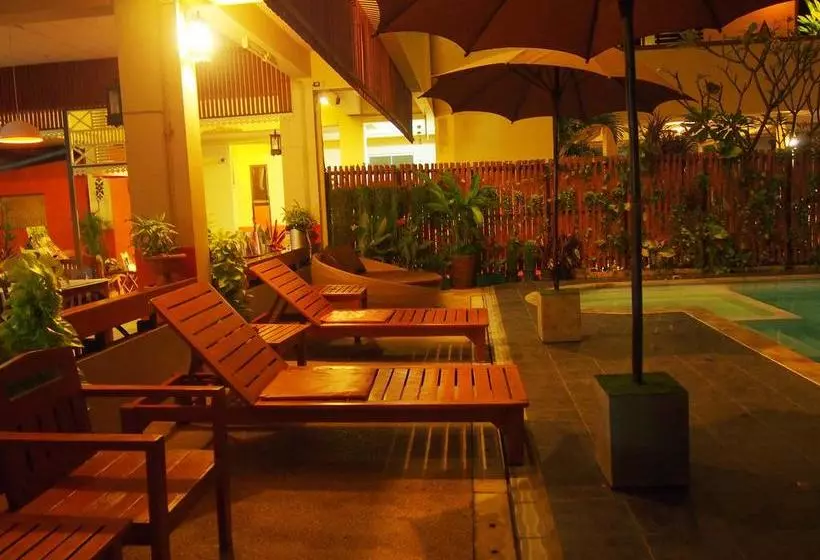 Fotos del hotel Phusiri Place:  6