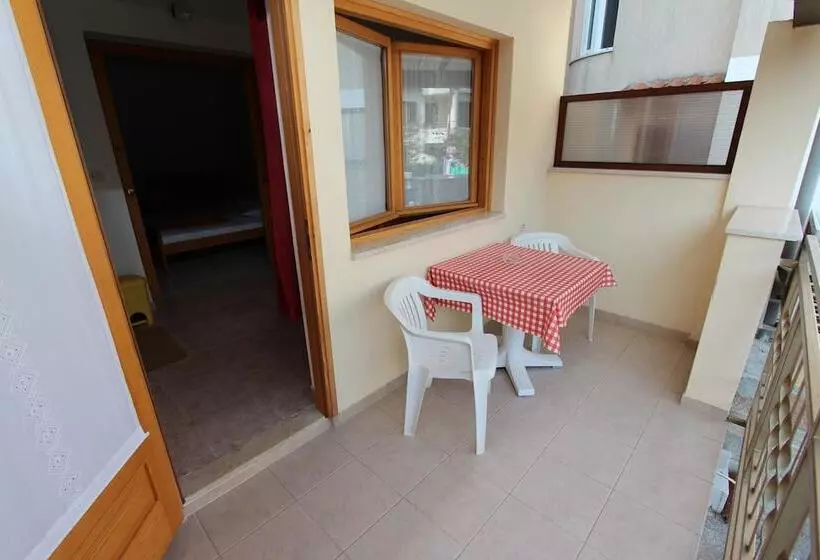 Fotos del hotel Room And Apartments Mariza:  24