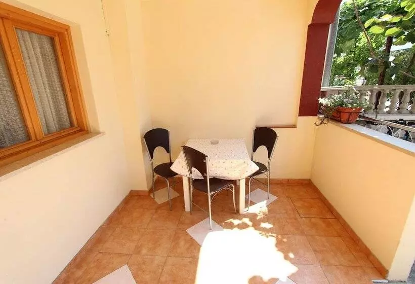 Fotos del hotel Room And Apartments Mariza:  22