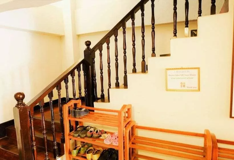 Fotos del hotel Sasima House:  9