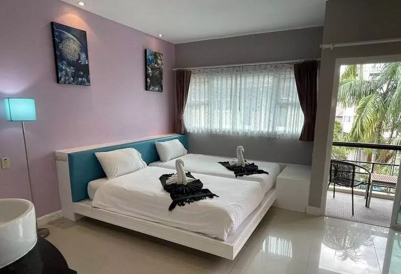 Fotos del hotel Wonderful Pool House At Kata:  11