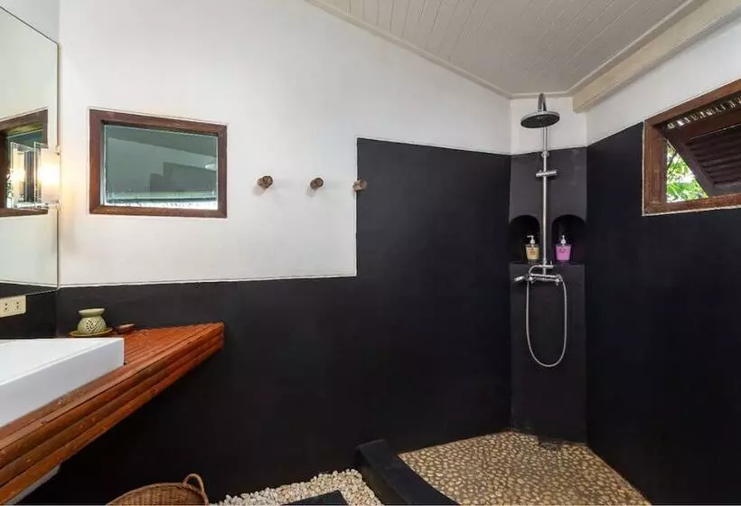 Fotos del hotel The Jungle Club:  21