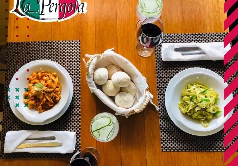 Fotos del hotel La Pergola:  11