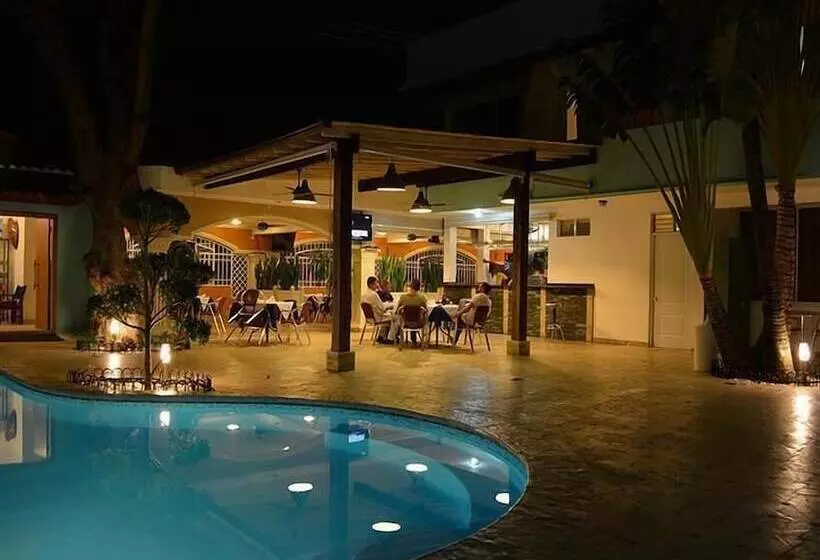 Fotos del hotel New Garden:  5