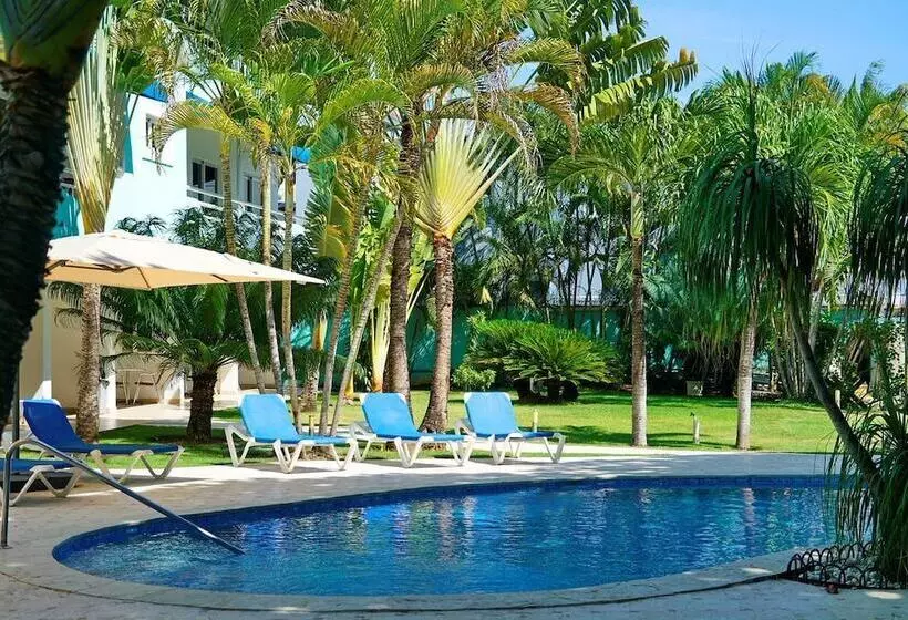 Fotos del hotel New Garden:  24