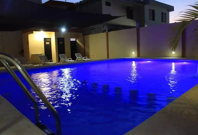 Fotos del hotel Terracota Corner Rooms:  2