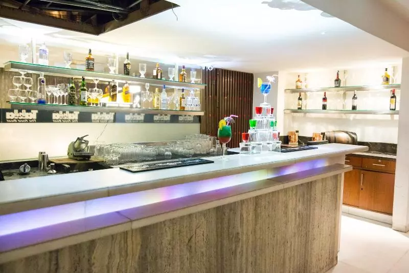Fotos del hotel Tabla Pride:  3