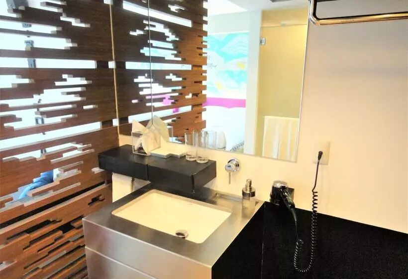 Fotos del hotel Canvas Boutique:  23