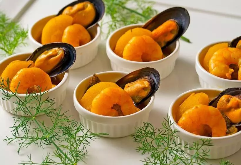 Fotos del hotel Kobe Tor Road  Sanraku:  17