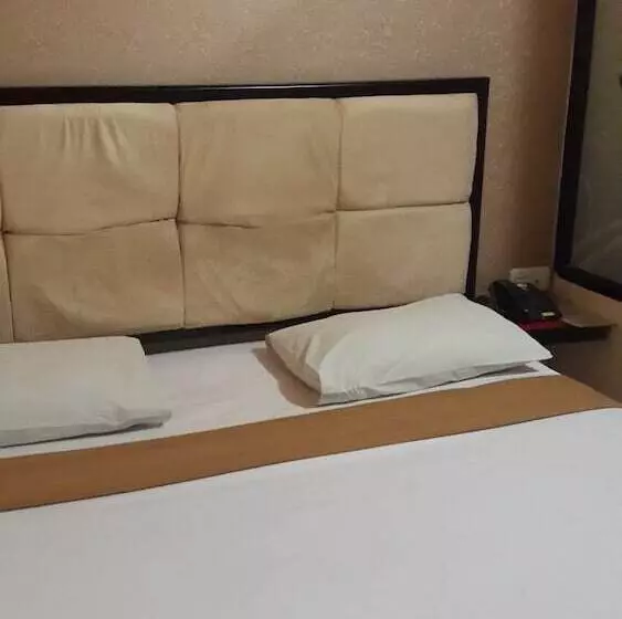 Fotos del hotel California:  8