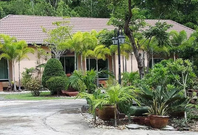 Fotos del hotel Rimpu Hill Resort:  18