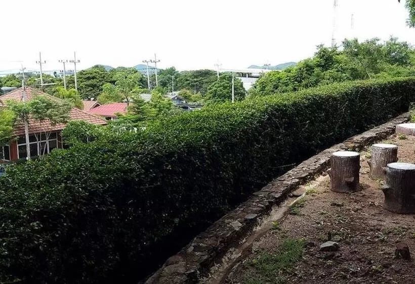 Fotos del hotel Rimpu Hill Resort:  10