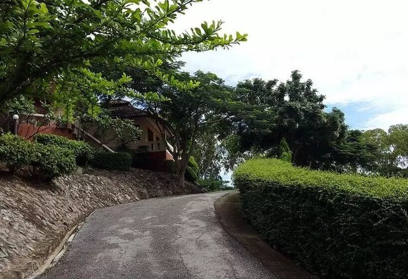 Fotos del hotel Rimpu Hill Resort:  12