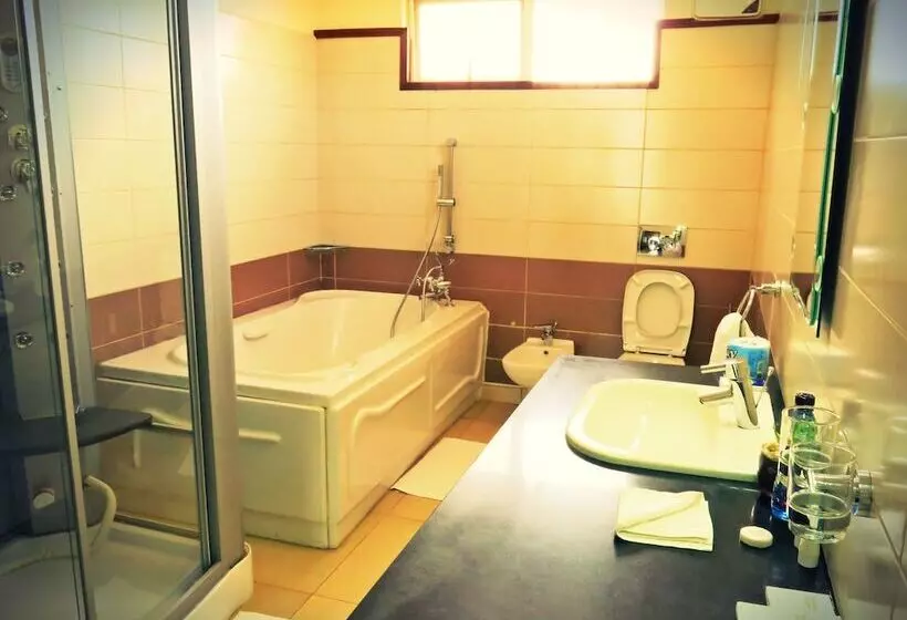 Fotos del hotel Sovereign:  22