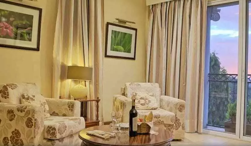 Fotos del hotel Sovereign:  14