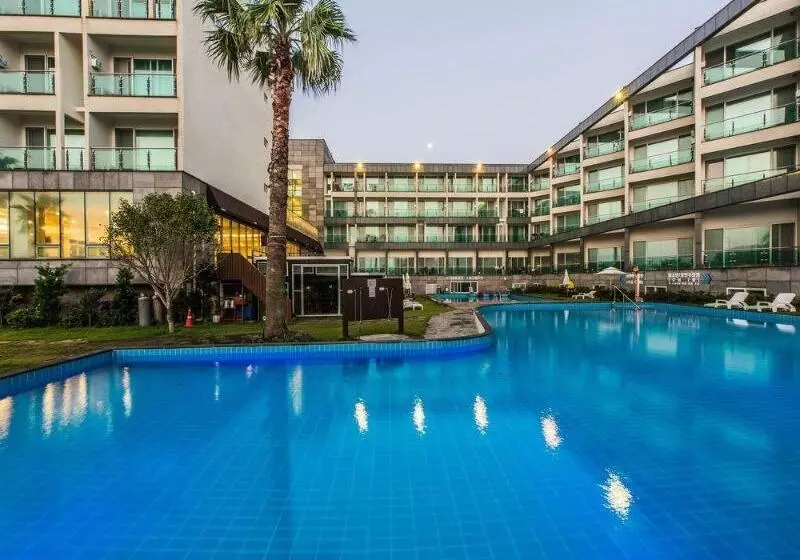 The Four Grace Resort