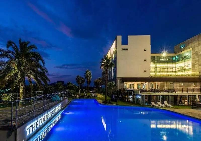 Fotos del hotel The Four Grace Resort:  16